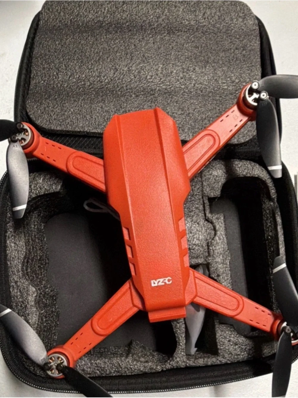 LYZRC L900 Pro SE Ready to Fly Drone with Controller and Carry Case